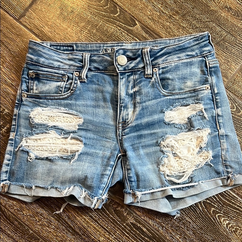 American Eagle Outfitters Women's Distressed Jean shorts